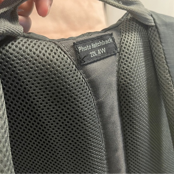 Lowepro Photo Hatchback Camera Bag - Picture 8 of 16